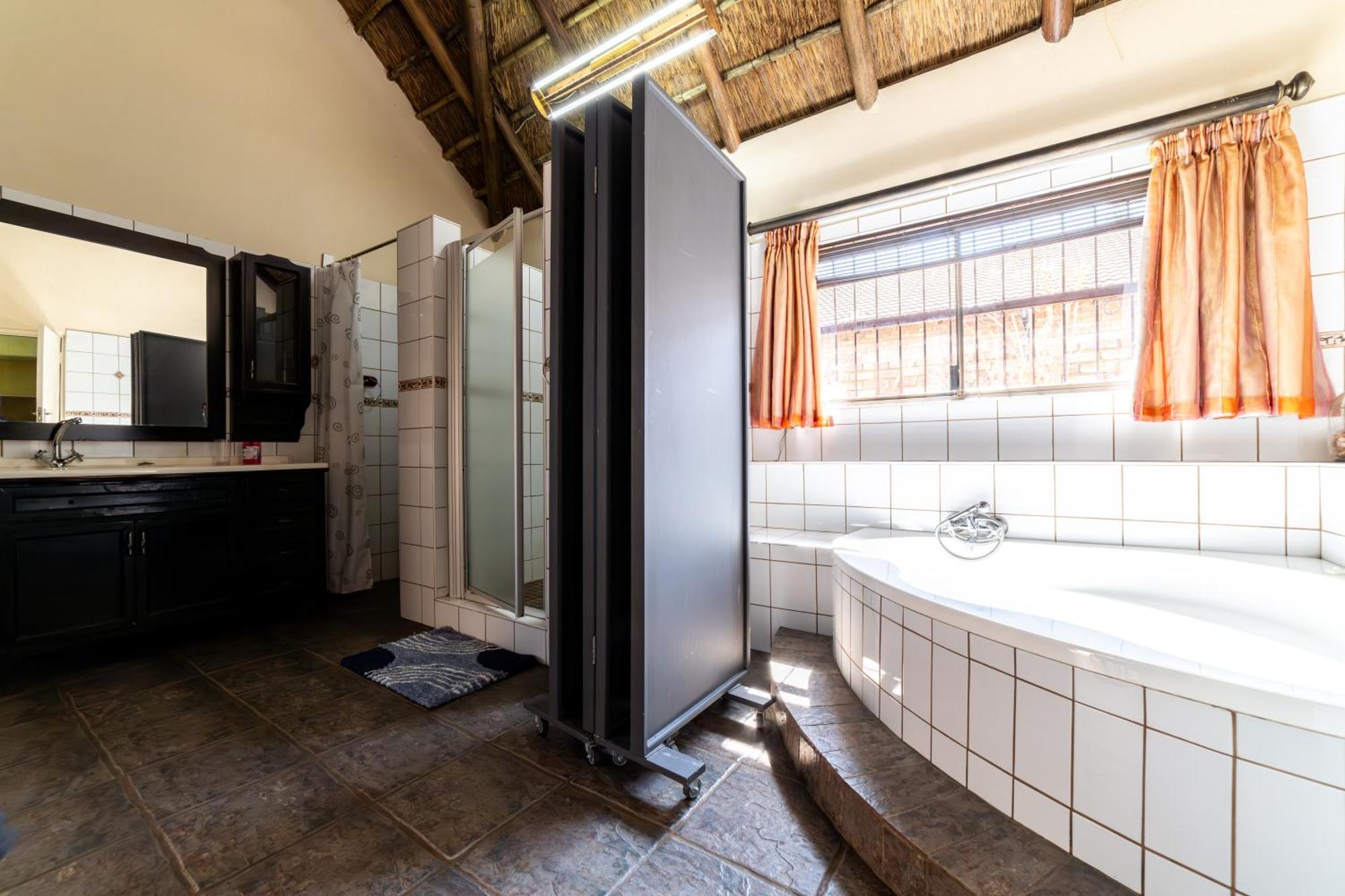 Thatch Haven Guesthouse Centurion Exteriér fotografie