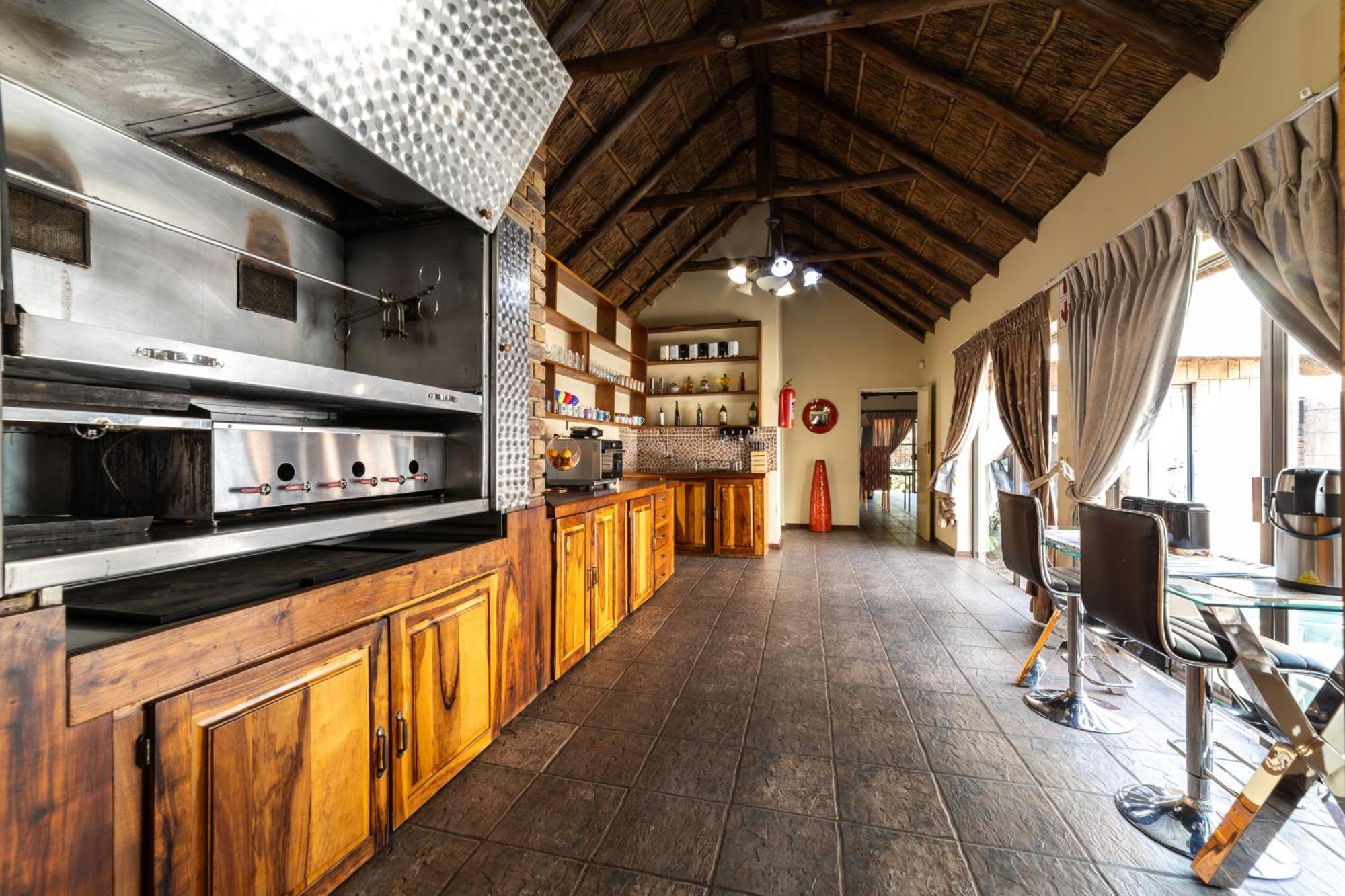 Thatch Haven Guesthouse Centurion Exteriér fotografie